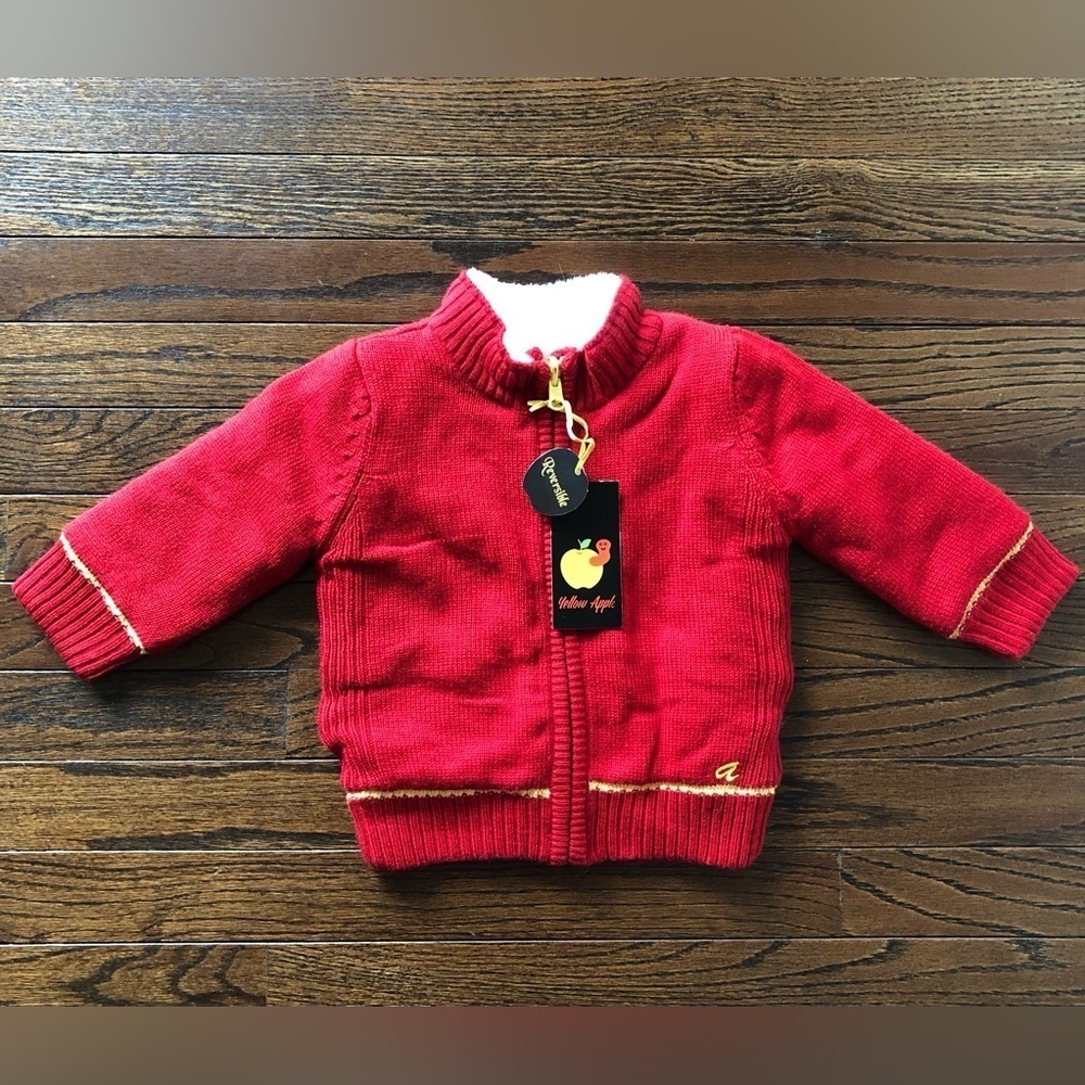 *NWT* Yellow Apple 6-12M Unisex Red/White Reversible Sweater - Fleece/Knit